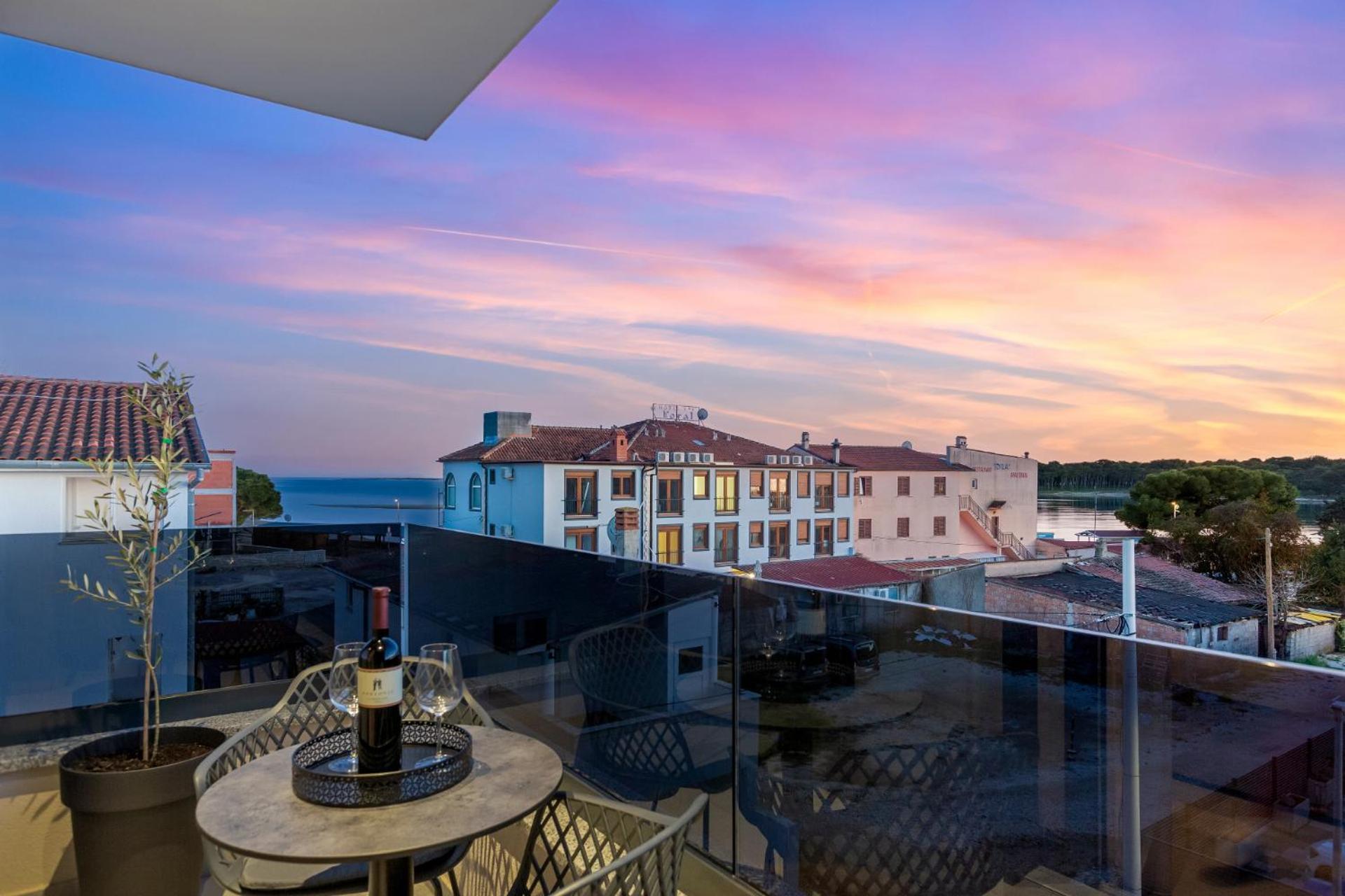 Fly Rooms Medulin - 50M From The Beach - New 2024 Екстериор снимка