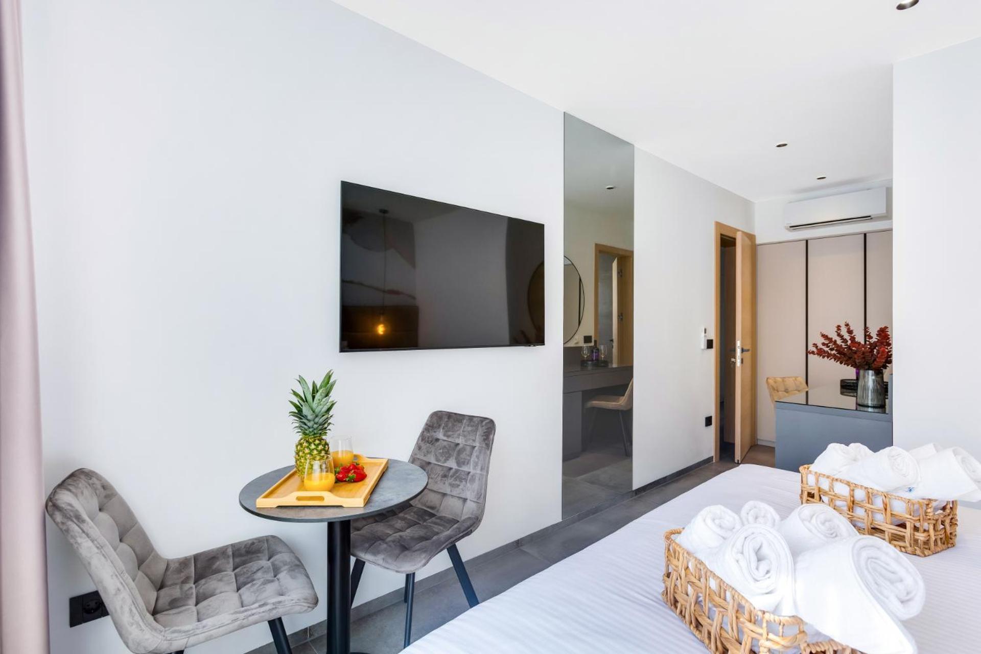 Fly Rooms Medulin - 50M From The Beach - New 2024 Стая снимка