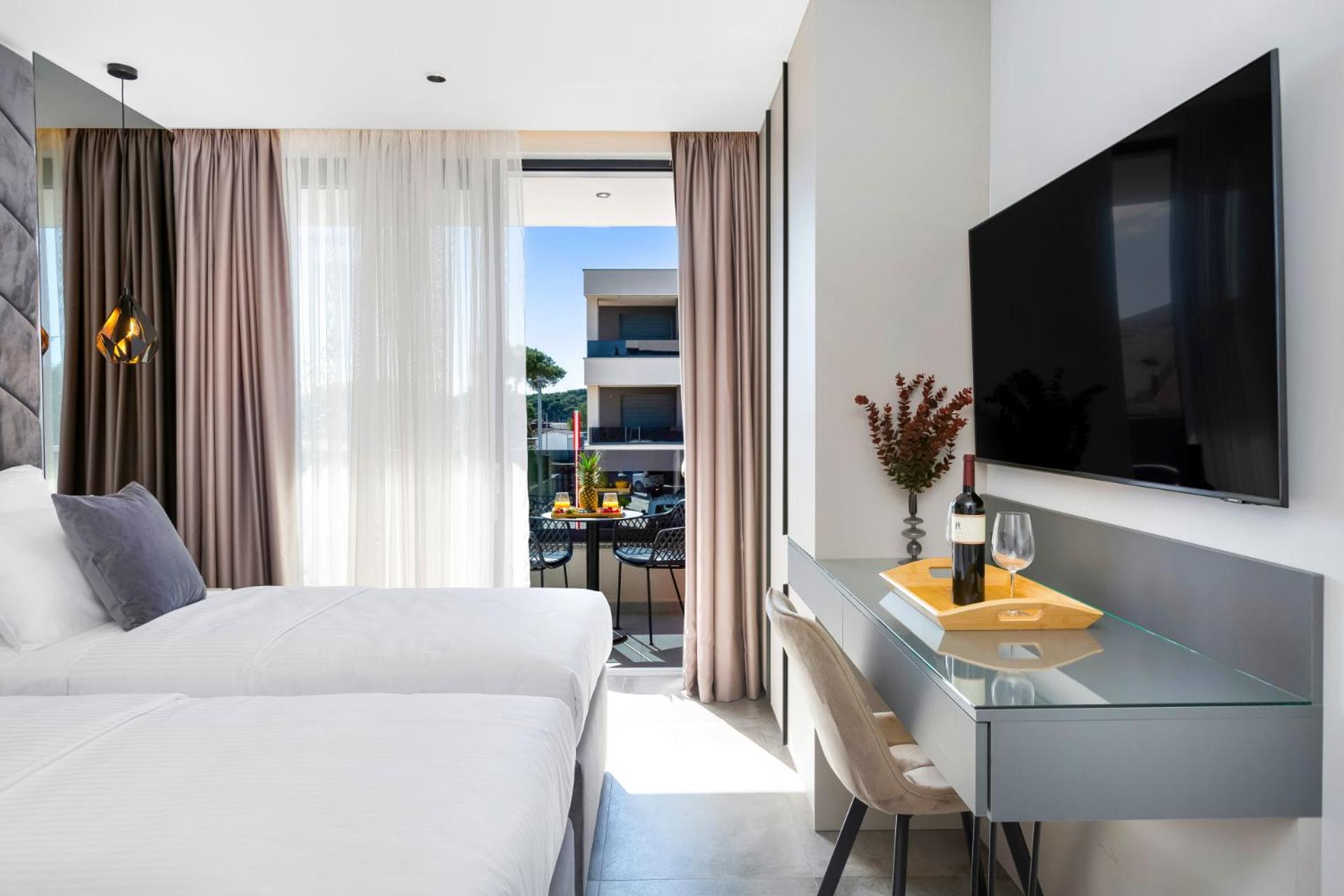 Fly Rooms Medulin - 50M From The Beach - New 2024 Стая снимка